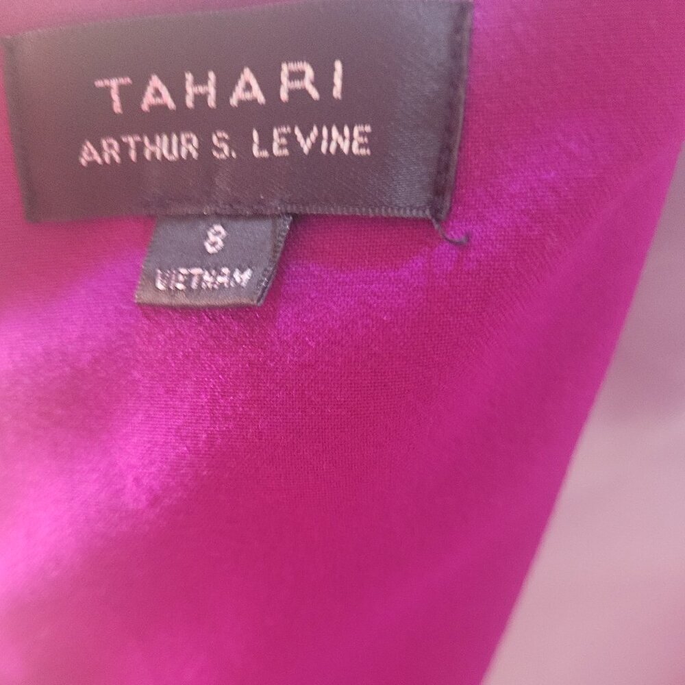 Tahari Purple Sheath Dress Gold Hardware Zip Back Sz 8 - Picture 7 of 9